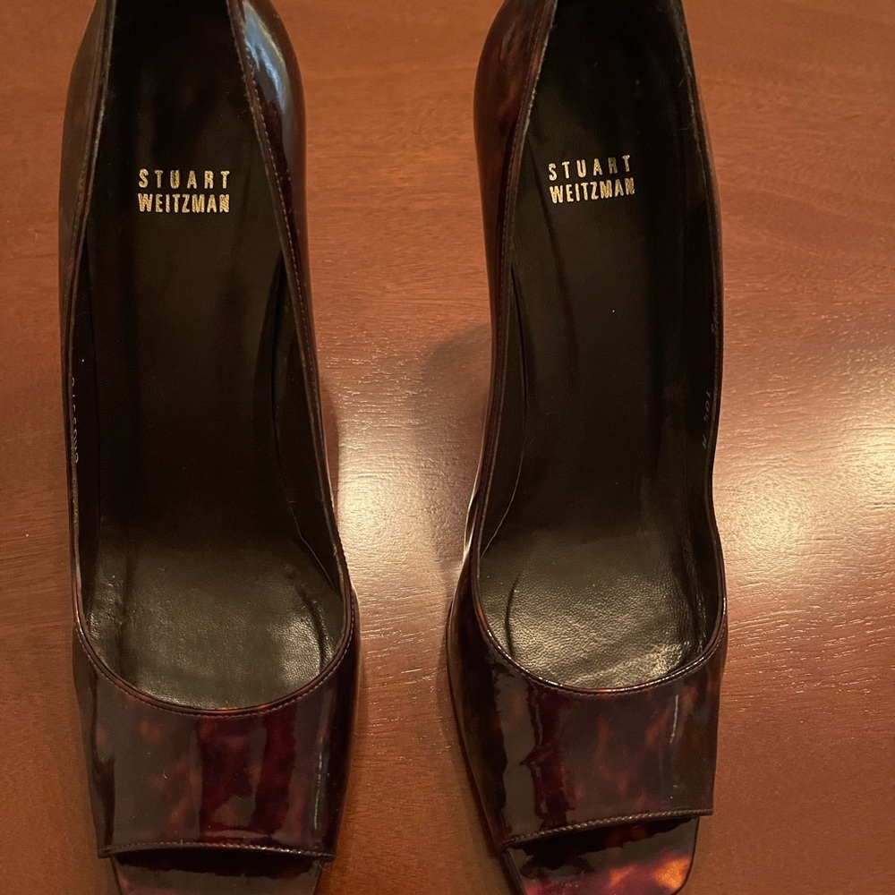 Stuart Weitzman Peep Toe Tortoiseshell Heels - image 5